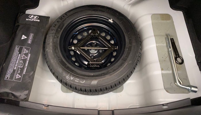 2022 Hyundai AURA SX 1.2, Petrol, Manual, 10,843 km, Spare Tyre