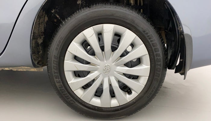 2015 Toyota Etios G, Petrol, Manual, 97,357 km, Left Rear Wheel