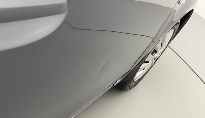 2015 Toyota Etios G, Petrol, Manual, 97,357 km, Driver-side door - Slightly dented