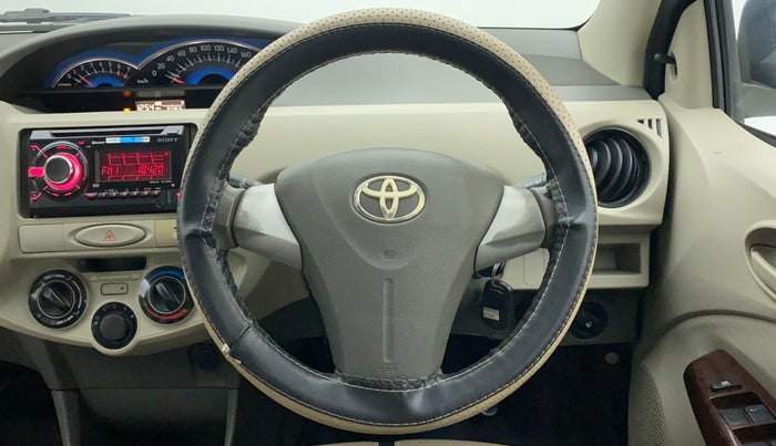 2015 Toyota Etios G, Petrol, Manual, 97,357 km, Steering Wheel Close Up