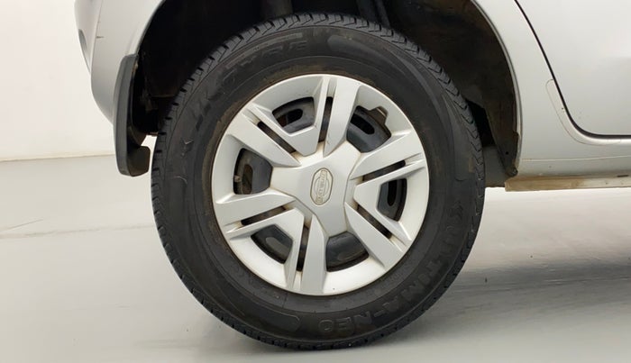 2016 Datsun Redi Go T, Petrol, Manual, 44,516 km, Right Rear Wheel