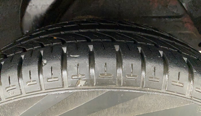2013 Hyundai i20 MAGNA O 1.2, Petrol, Manual, 78,698 km, Left Rear Tyre Tread