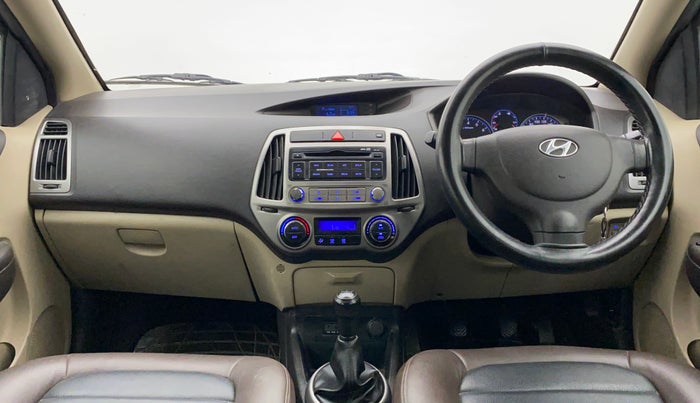 2013 Hyundai i20 MAGNA O 1.2, Petrol, Manual, 78,698 km, Dashboard