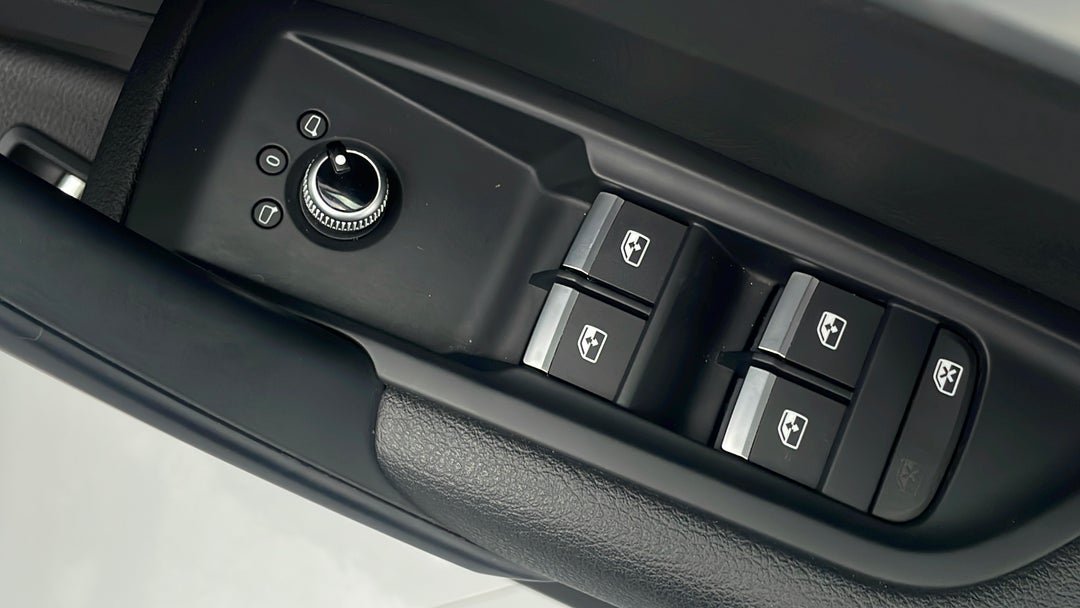 2019 Audi Q5 40 Tdi Quattro Design, Automatic, 45880 km, Drivers Side Door Panel Controls