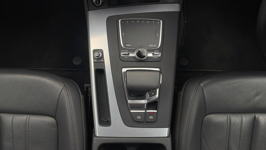 2019 Audi Q5 40 Tdi Quattro Design, Automatic, 45880 km, Gear Lever 