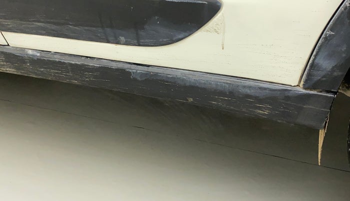 2018 Tata NEXON XM DIESEL, Diesel, Manual, 62,764 km, Left running board - Minor scratches