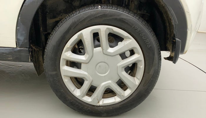 2018 Tata NEXON XM DIESEL, Diesel, Manual, 62,764 km, Left Rear Wheel