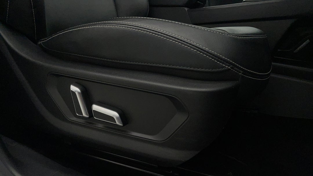 2022 GWM Haval Jolion Ultra Hybrid, Automatic, 46194 km, Drivers Side Adjustment Panel