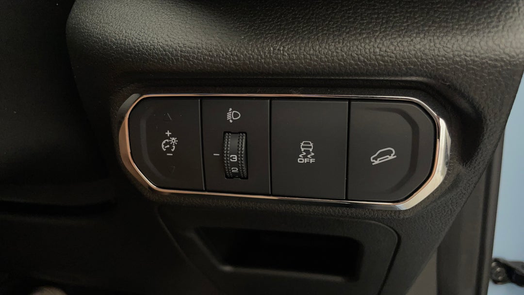 2022 GWM Haval Jolion Ultra Hybrid, Automatic, 46194 km, Utility Switches/Buttons