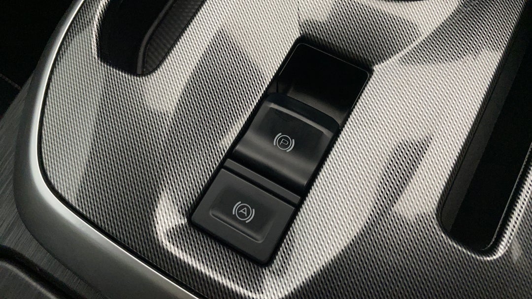 2022 GWM Haval Jolion Ultra Hybrid, Automatic, 46194 km, Handbrake