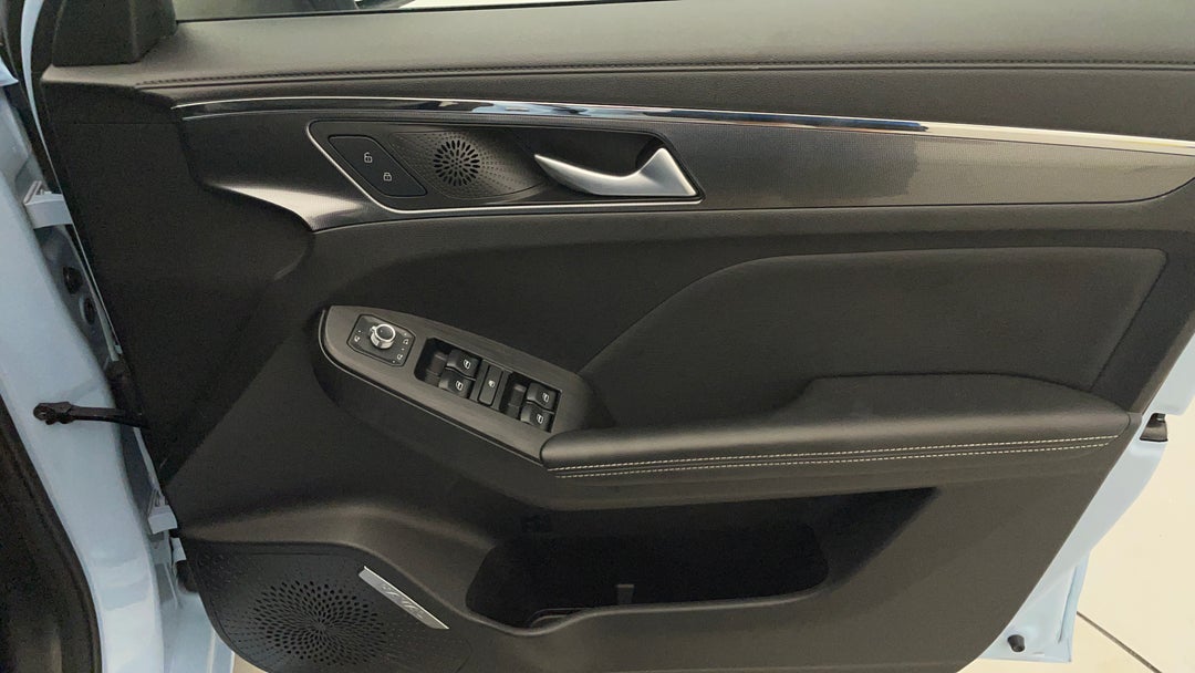 2022 GWM Haval Jolion Ultra Hybrid, Automatic, 46194 km, Speaker View