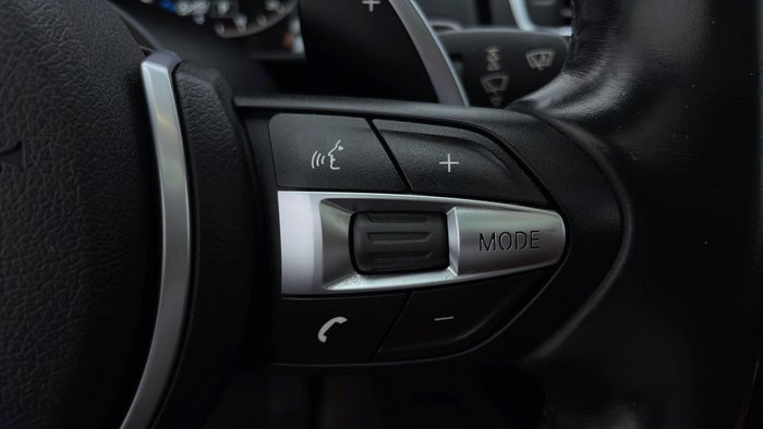 BMW 2 SERIES-Drivers Control