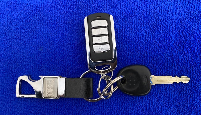 2013 Hyundai Eon D-LITE+, Petrol, Manual, 10,048 km, Key Close Up