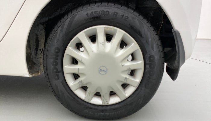2013 Hyundai Eon D-LITE+, Petrol, Manual, 10,048 km, Left Rear Wheel