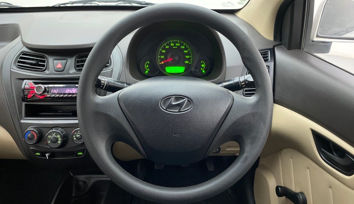 2013 Hyundai Eon D-LITE+, Petrol, Manual, 10,048 km, Steering Wheel Close Up