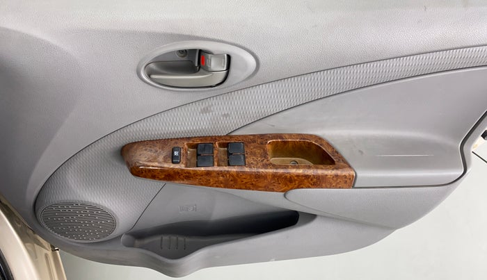2011 Toyota Etios Liva G, Petrol, Manual, 49,880 km, Driver Side Door Panels Control