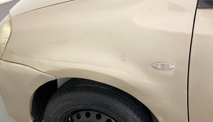 2011 Toyota Etios Liva G, Petrol, Manual, 49,880 km, Left fender - Minor scratches