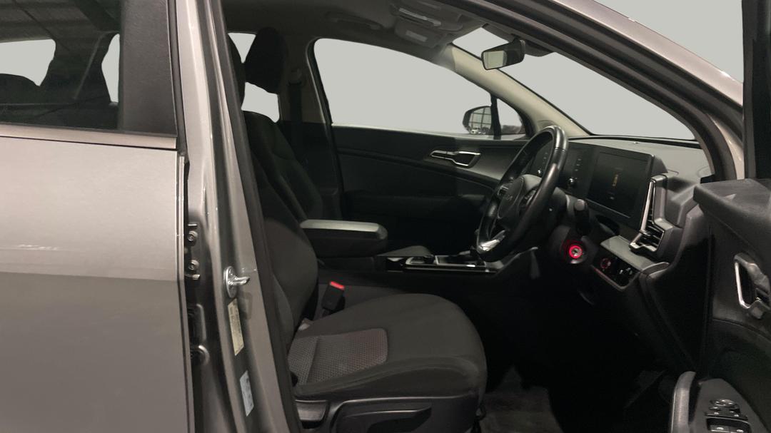 2024 Kia Sportage S (FWD), Automatic, 48924 km, Right Side Front Door Cabin View