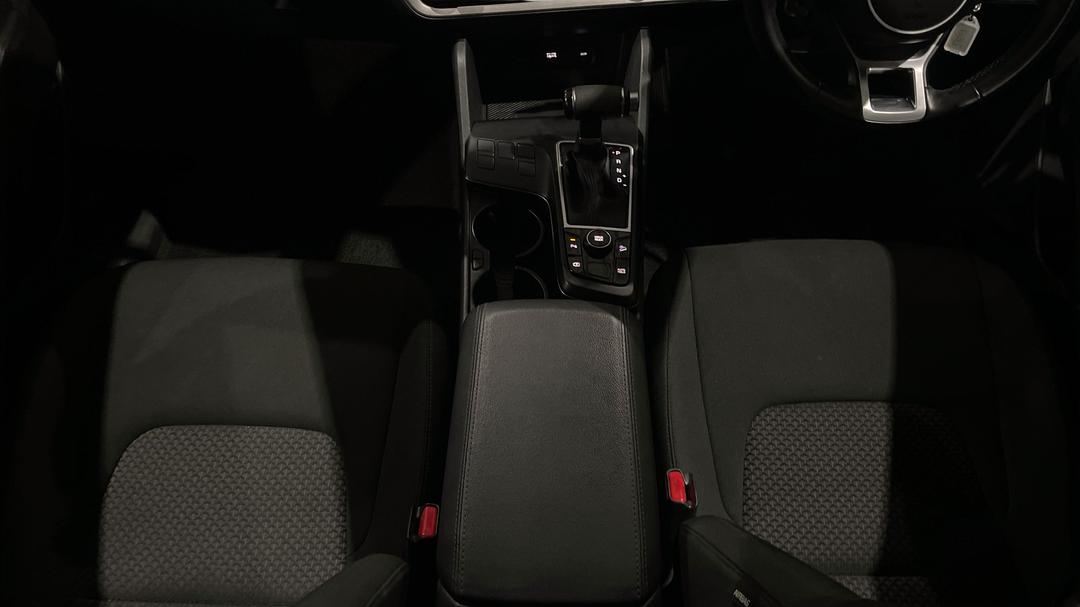 2024 Kia Sportage S (FWD), Automatic, 48924 km, Center Console