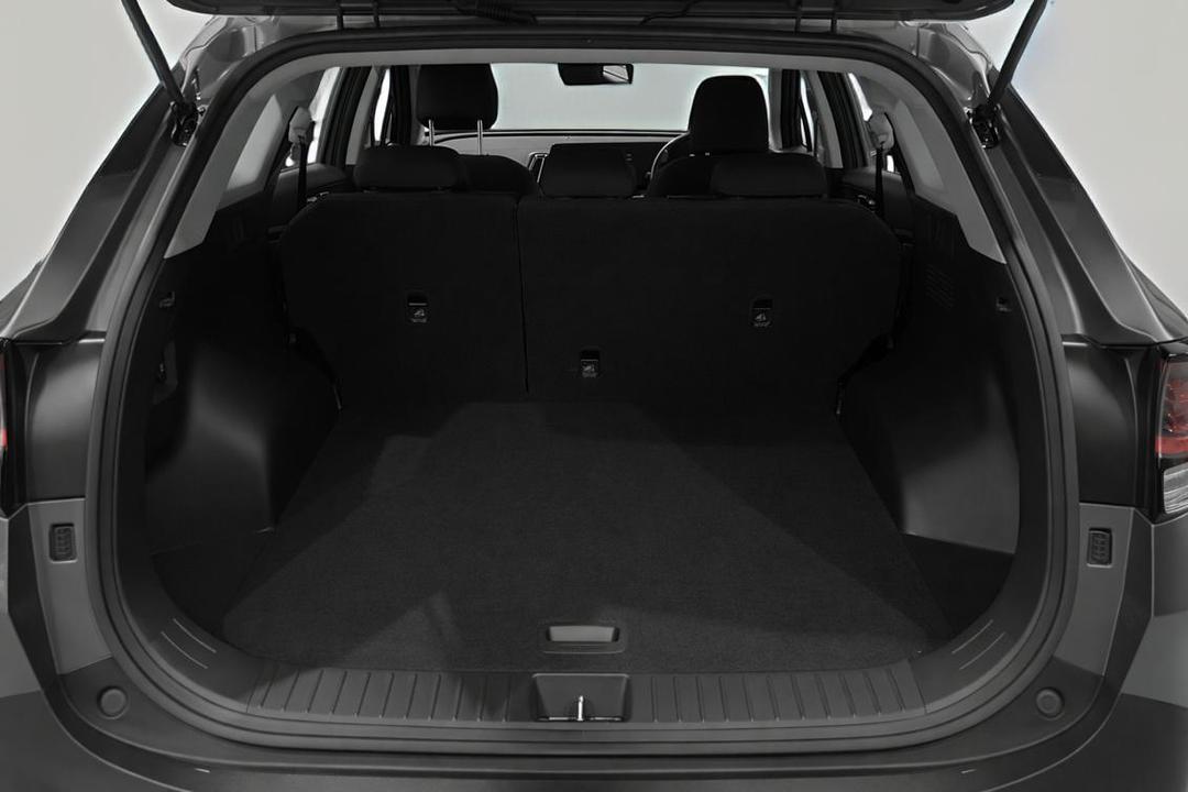 2024 Kia Sportage S (FWD), Automatic, 48924 km, Boot Inside View