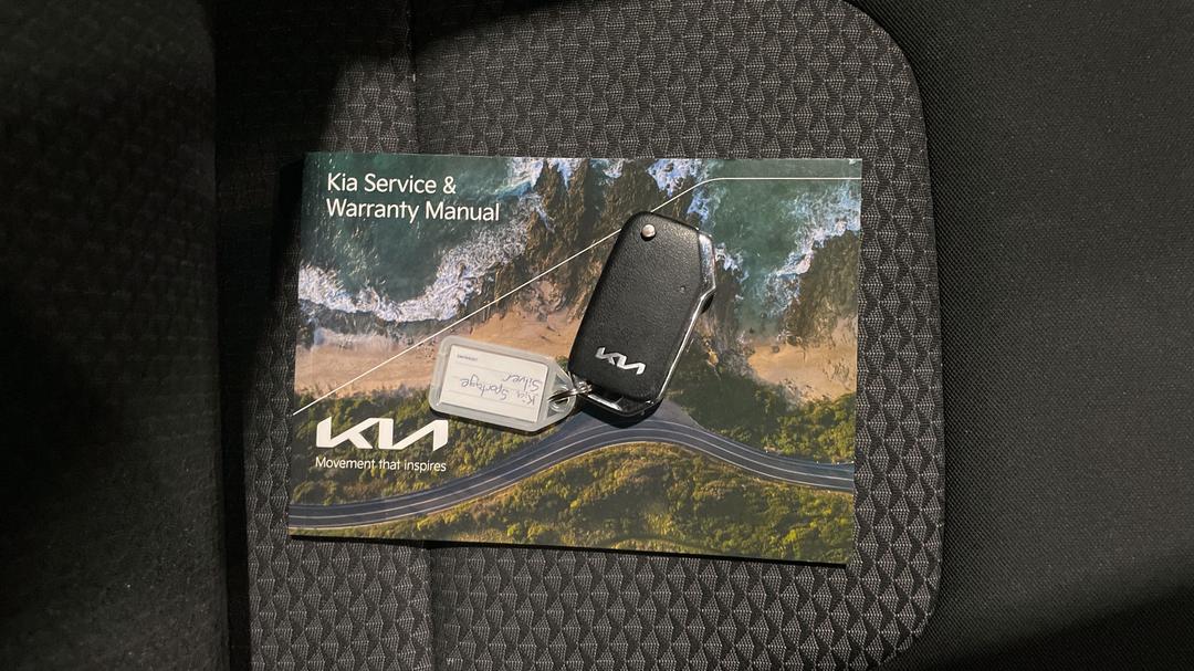 2024 Kia Sportage S (FWD), Automatic, 48924 km, Key Close-up