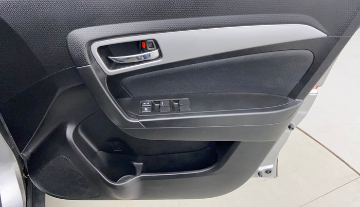 2020 Maruti Vitara Brezza ZXI +, Petrol, Manual, 4,941 km, Driver Side Door Panels Controls