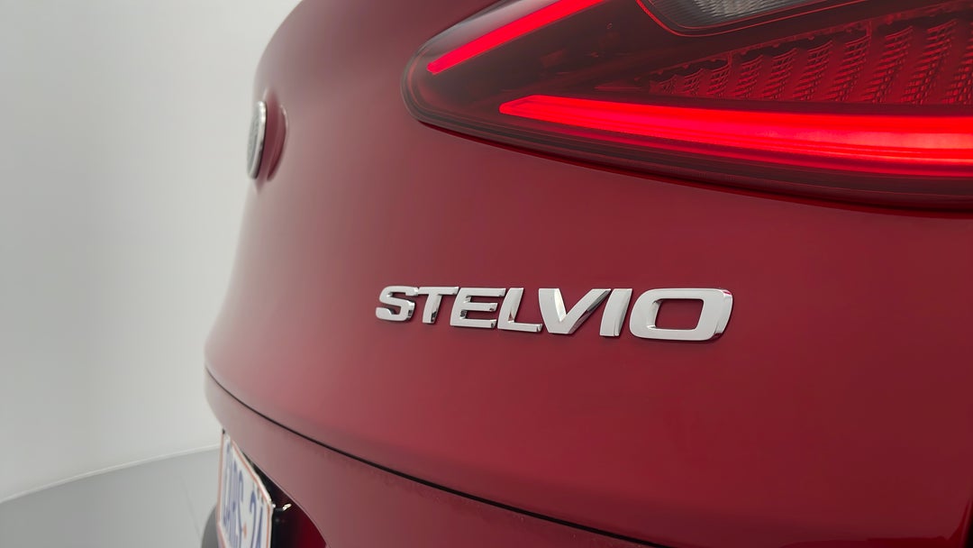 Badge (Boot Right Side)