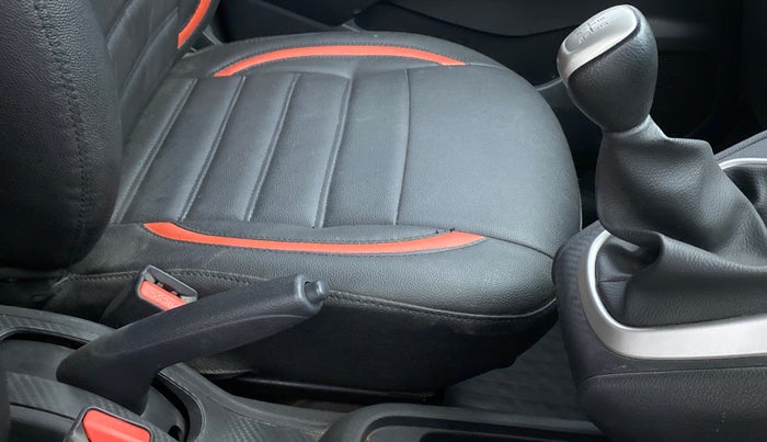 2018 Datsun Go Plus T, Petrol, Manual, 26,372 km, Gear Lever