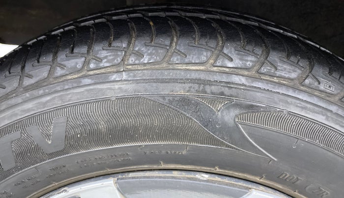 2018 Datsun Go Plus T, Petrol, Manual, 26,372 km, Right Rear Tyre Tread