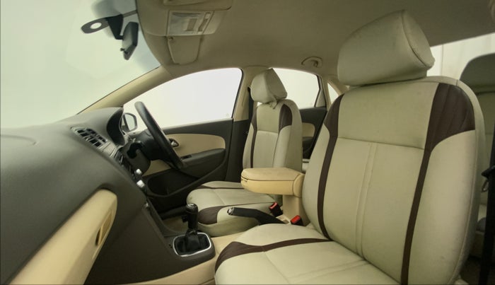 2012 Volkswagen Vento HIGHLINE 1.6 MPI, Petrol, Manual, 62,138 km, Right Side Front Door Cabin