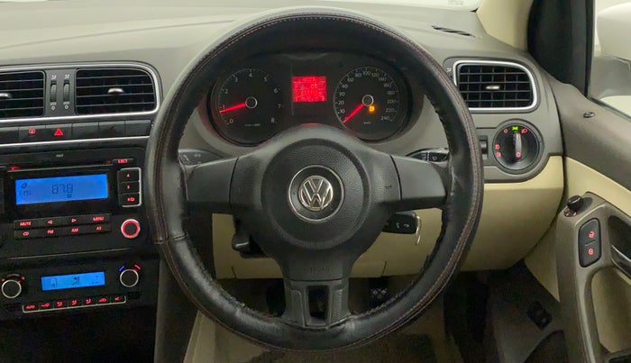 2012 Volkswagen Vento HIGHLINE 1.6 MPI, Petrol, Manual, 62,138 km, Steering Wheel Close Up