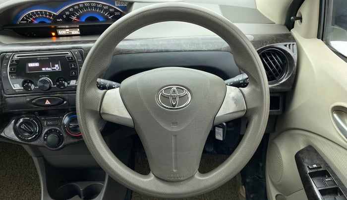 2016 Toyota Etios Liva V  LIMITED, Petrol, Manual, 36,589 km, Steering Wheel Close Up