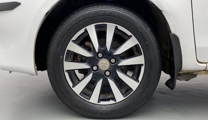2016 Toyota Etios Liva V  LIMITED, Petrol, Manual, 36,589 km, Left Front Wheel