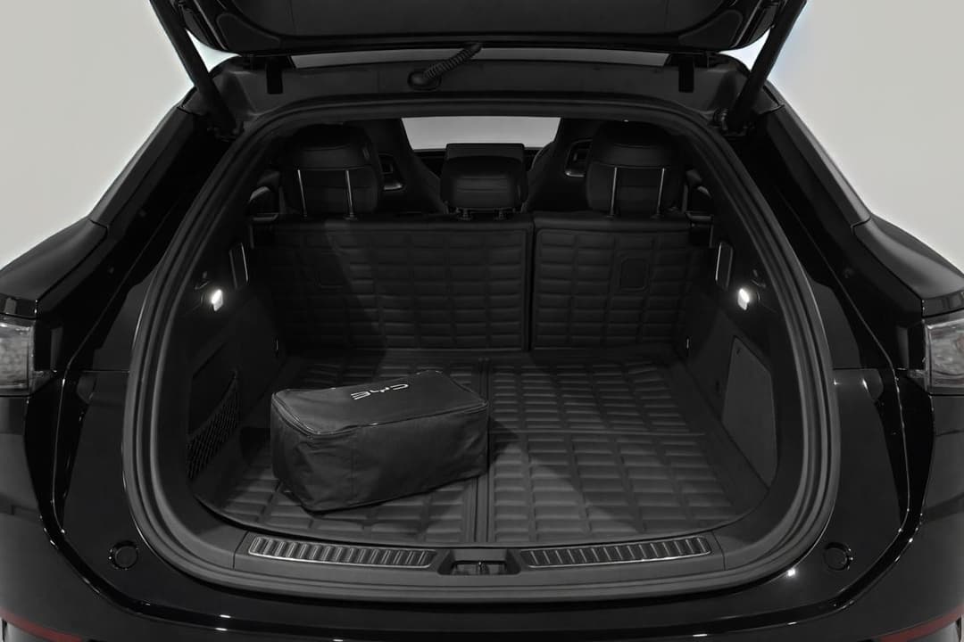 2025 Byd Sealion 7 Performance, Automatic, 13982 km, Boot Inside View
