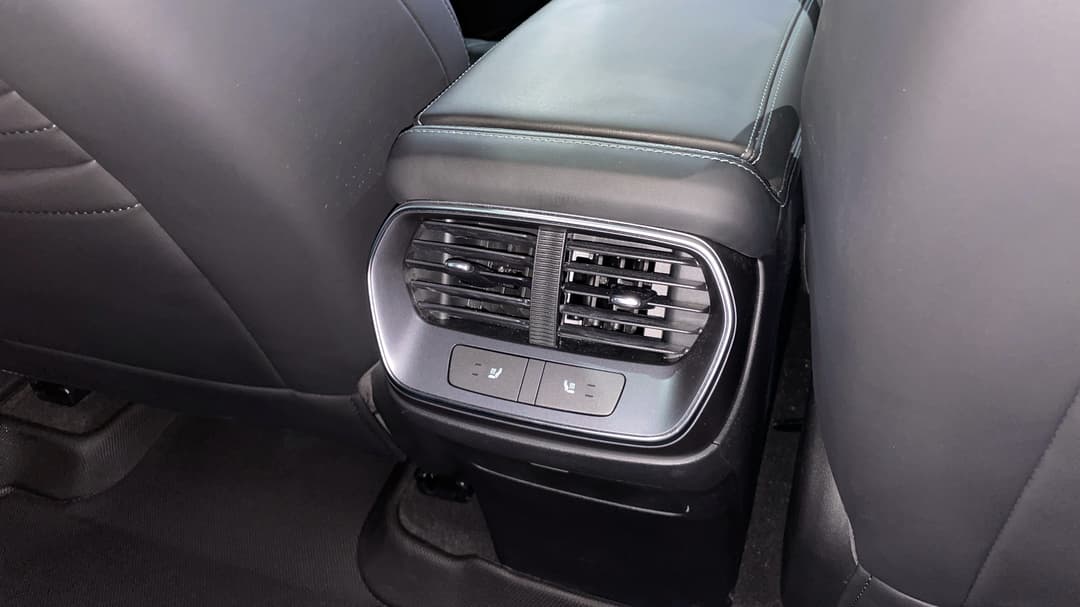2025 Byd Sealion 7 Performance, Automatic, 13982 km, Rear A/C Vent