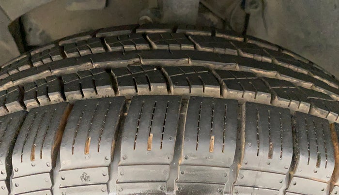 2015 Nissan Terrano XL (P), Petrol, Manual, 72,643 km, Left Front Tyre Tread
