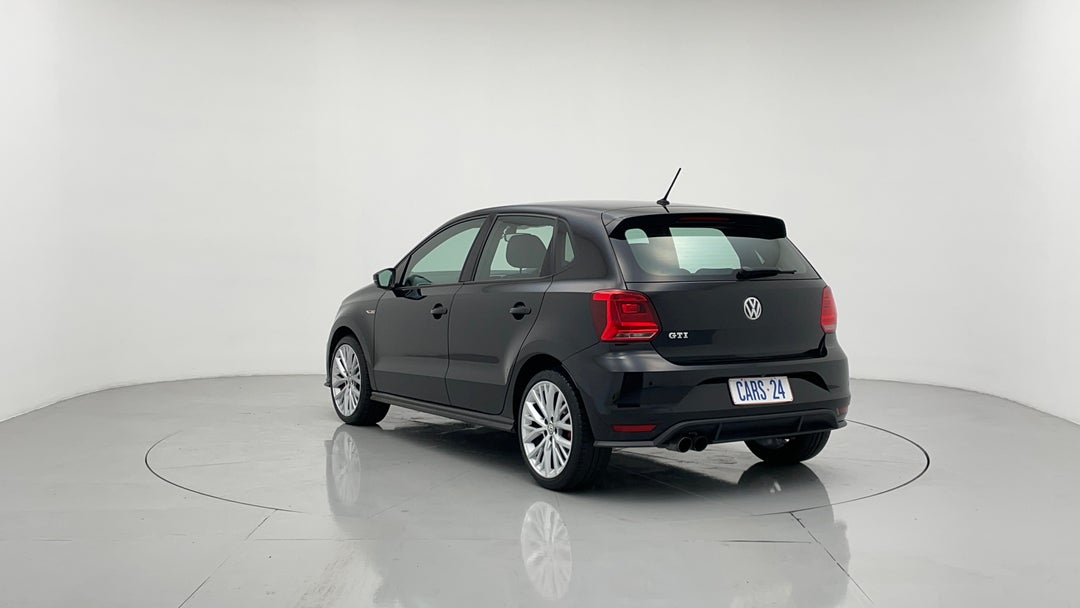 Left Back Diagonal (45- Degree) View