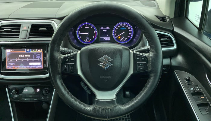 2017 Maruti S Cross ZETA SHVS, Diesel, Manual, 63,241 km, Steering Wheel Close Up