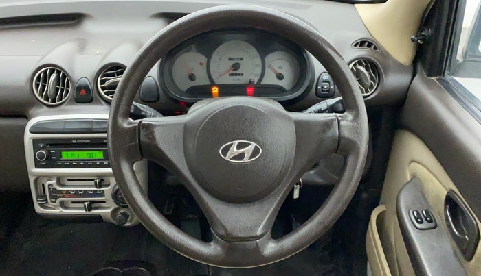 2014 Hyundai Santro Xing GLS PLUS AUDIO, CNG, Manual, 1,08,887 km, Steering Wheel Close Up