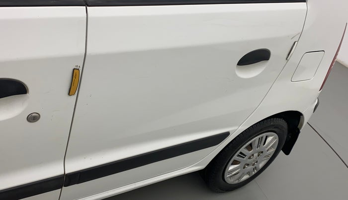 2014 Hyundai Santro Xing GLS PLUS AUDIO, CNG, Manual, 1,08,887 km, Rear left door - Slightly dented