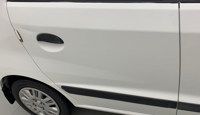 2014 Hyundai Santro Xing GLS PLUS AUDIO, CNG, Manual, 1,08,887 km, Right rear door - Slightly dented