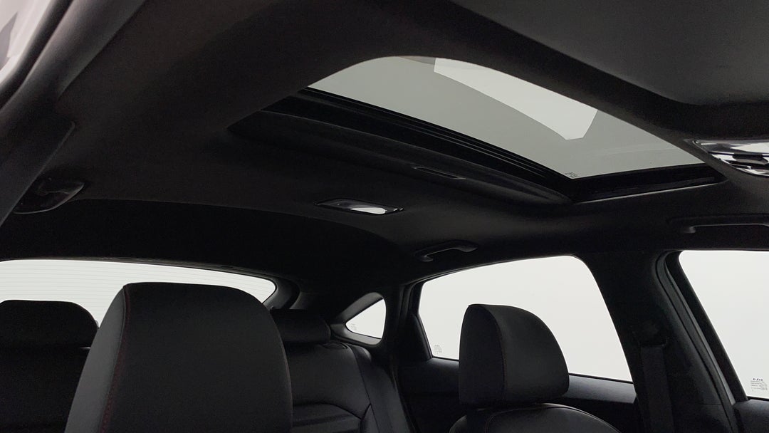 Interior Sunroof/Moonroof