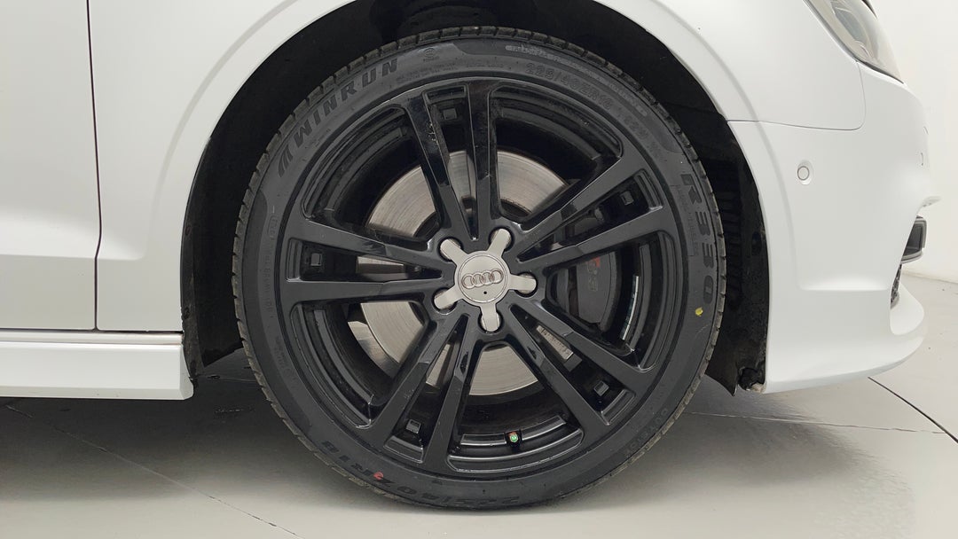 2016 Audi S3 2.0 Tfsi Quattro, Automatic, 118448 km, Right Front Wheel