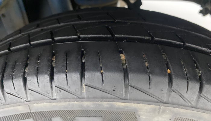 2019 Maruti Alto VXI, Petrol, Manual, 42,396 km, Left Rear Tyre Tread