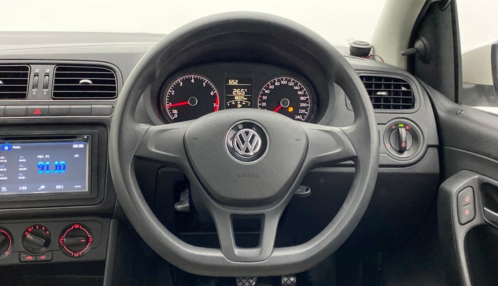2016 Volkswagen Ameo TRENDLINE 1.2, Petrol, Manual, 18,162 km, Steering Wheel Close Up