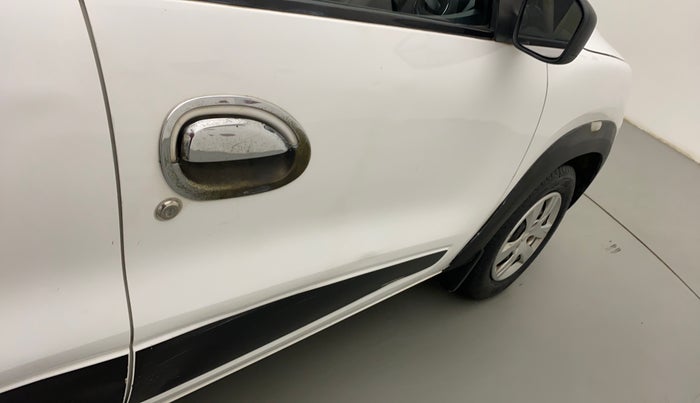 2016 Renault Kwid RXT 0.8, Petrol, Manual, 22,942 km, Driver-side door - Slightly dented
