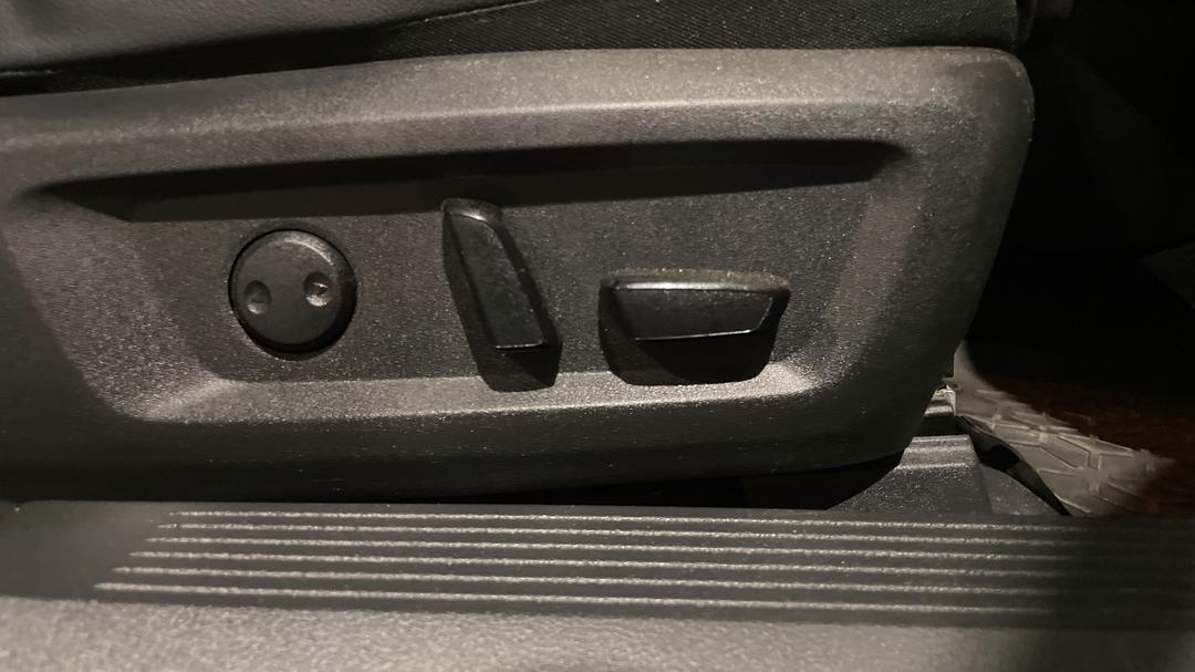 2023 Nissan X-trail Ti (4WD) E-power (hybrid), Automatic, 45369 km, Drivers Side Adjustment Panel