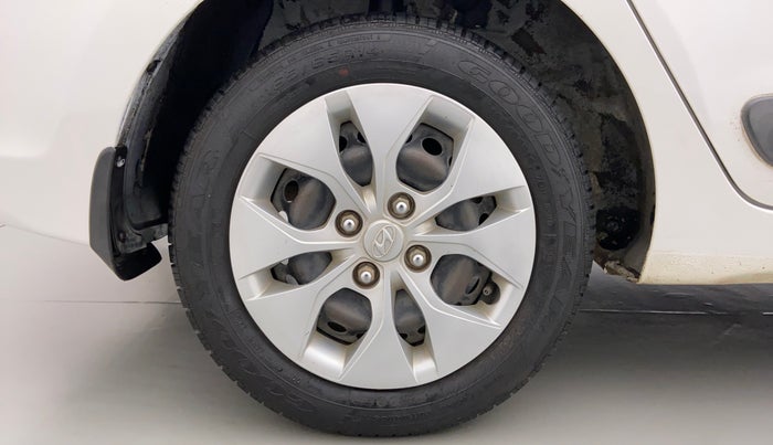 2014 Hyundai Xcent S 1.2, Petrol, Manual, Right Rear Wheel