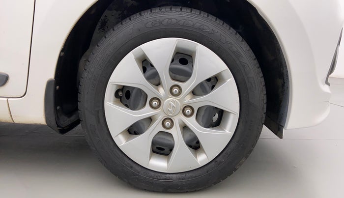 2014 Hyundai Xcent S 1.2, Petrol, Manual, Right Front Wheel