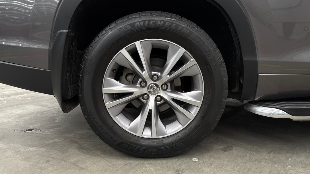 2015 Toyota Kluger Gxl (4x2), Automatic, 119669 km, Right Rear Wheel